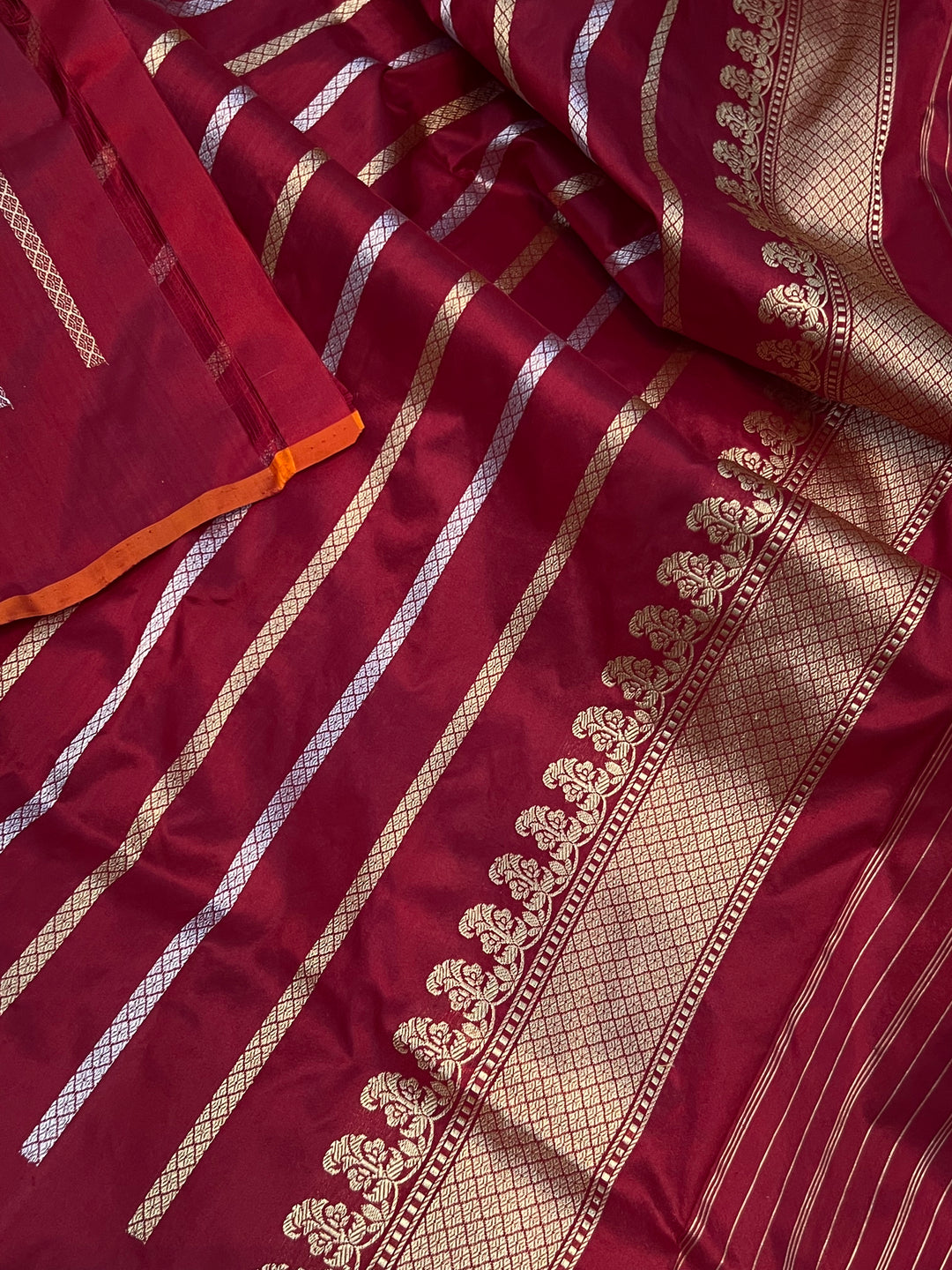 Maroon Kadhua Banarasi Handloom Katan Silk Saree - Aura Benaras