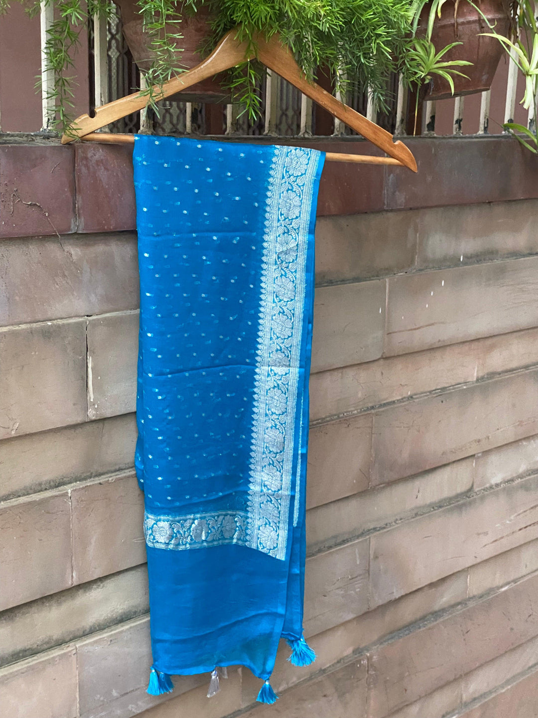 FIROZI BLUE BANARASI HANDLOOM KHADDI CHIFFON DUPATTA