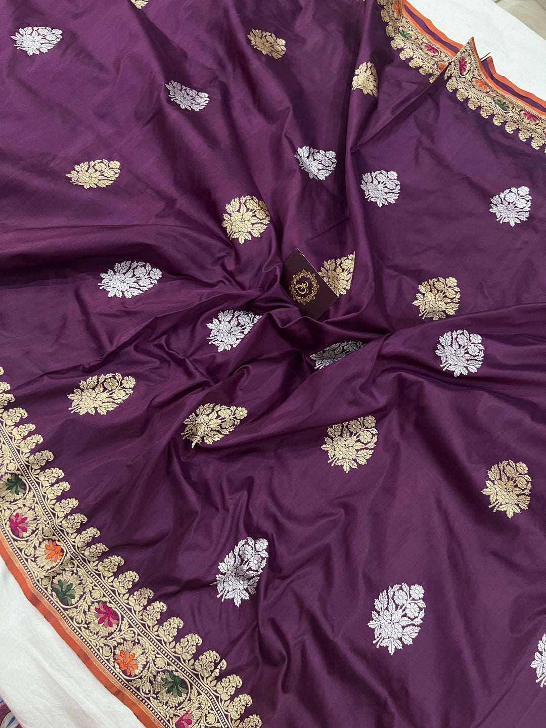 Wine Kadhua Banarasi Handloom Katan Silk Saree - Aura Benaras