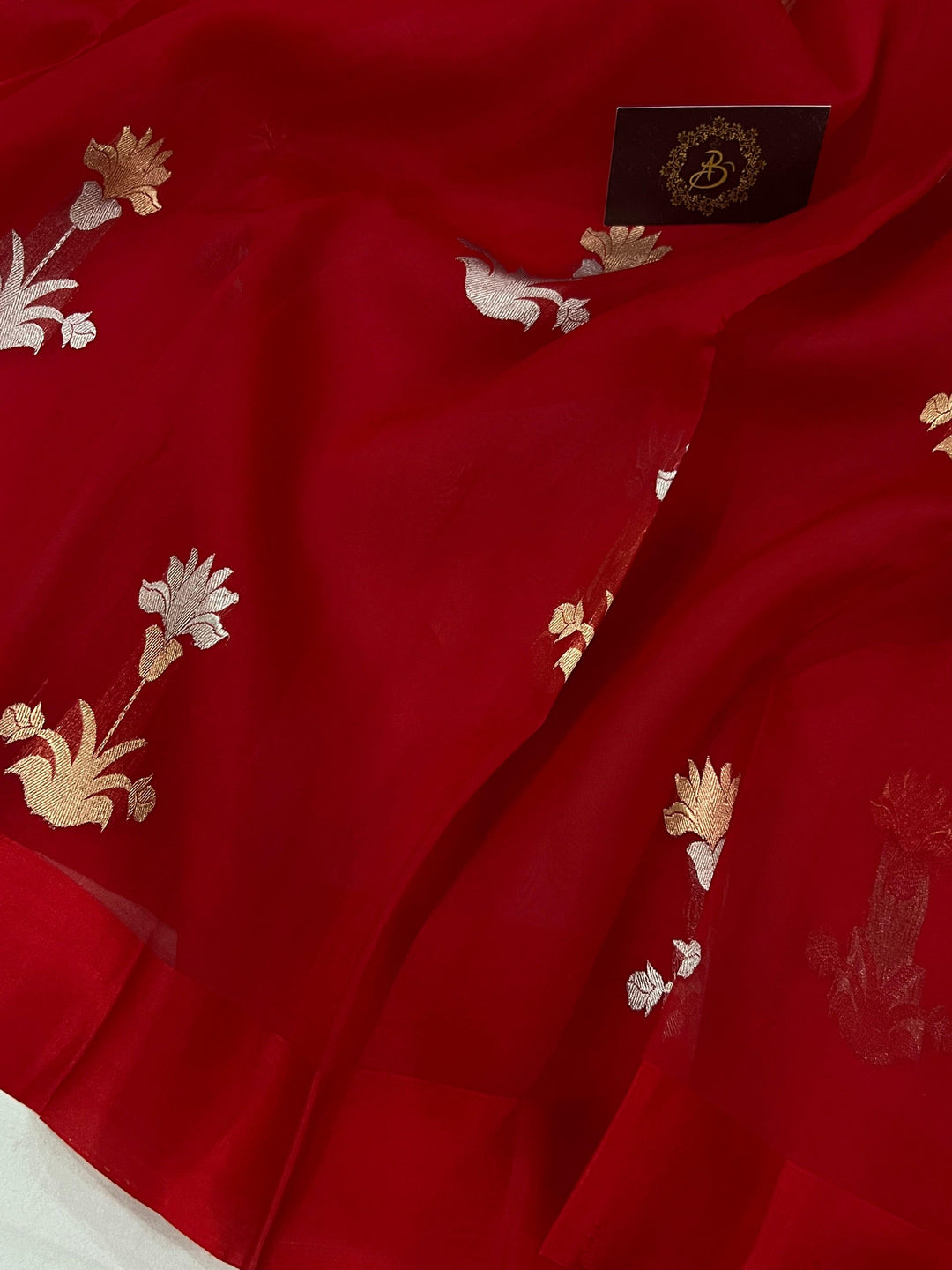 Red Banarasi Handloom Kora Silk Saree - Aura Benaras