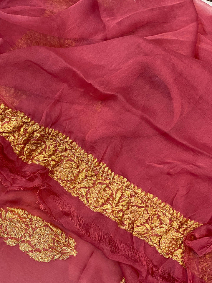 Onion Shade Banarasi Handloom Pure Chiffon Saree - Aura Benaras