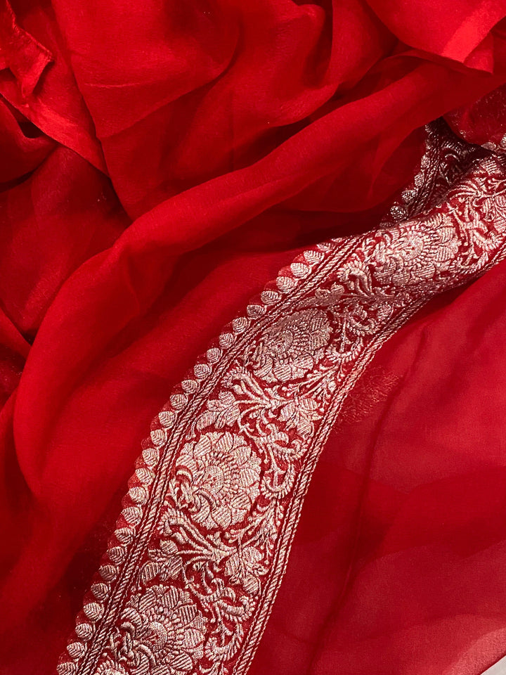 Red Buta Khaddi Chiffon Banarasi Handloom Saree - Aura Benaras