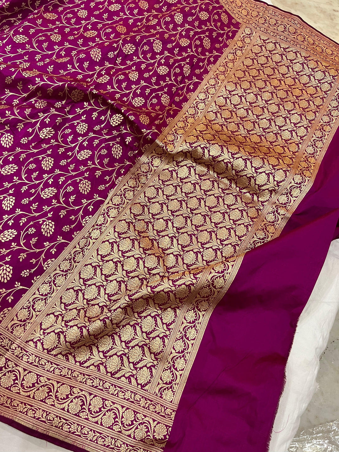 Magenta Pure Banarasi Handloom Katan Silk Saree - Aura Benaras