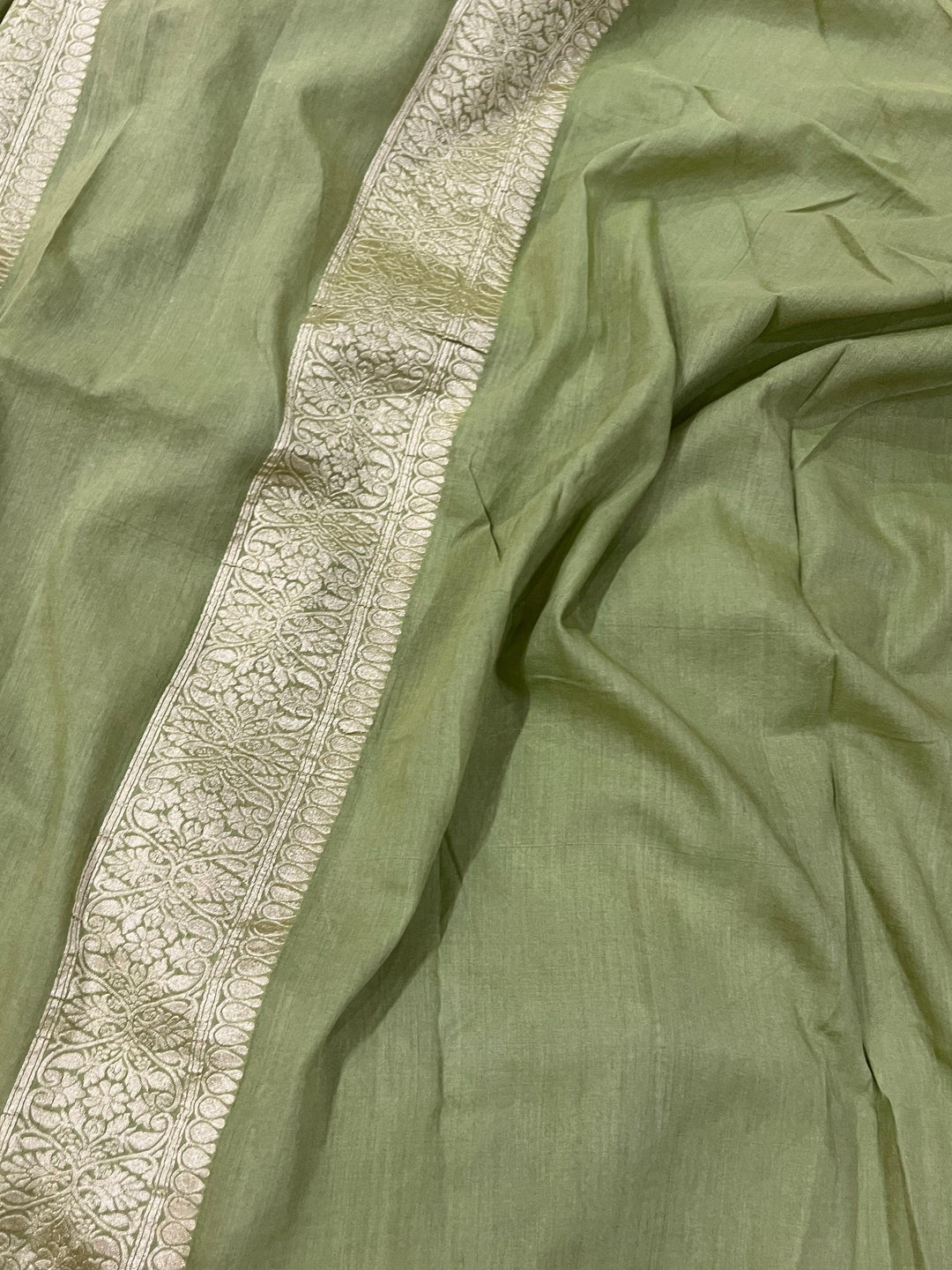 Pista Green Banarasi Handloom Pure Moonga Georgette Saree