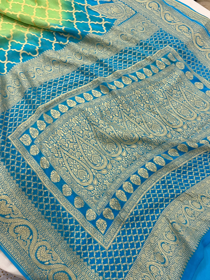 Green Shaded Banarasi Handloom Pure Georgette Silk Saree - Aura Benaras