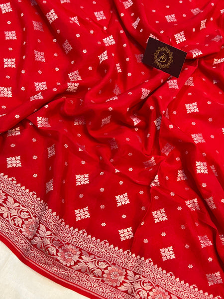 Traditional Khadi Georgette Red Banarasi Bandhani Saree – Rajendra.co