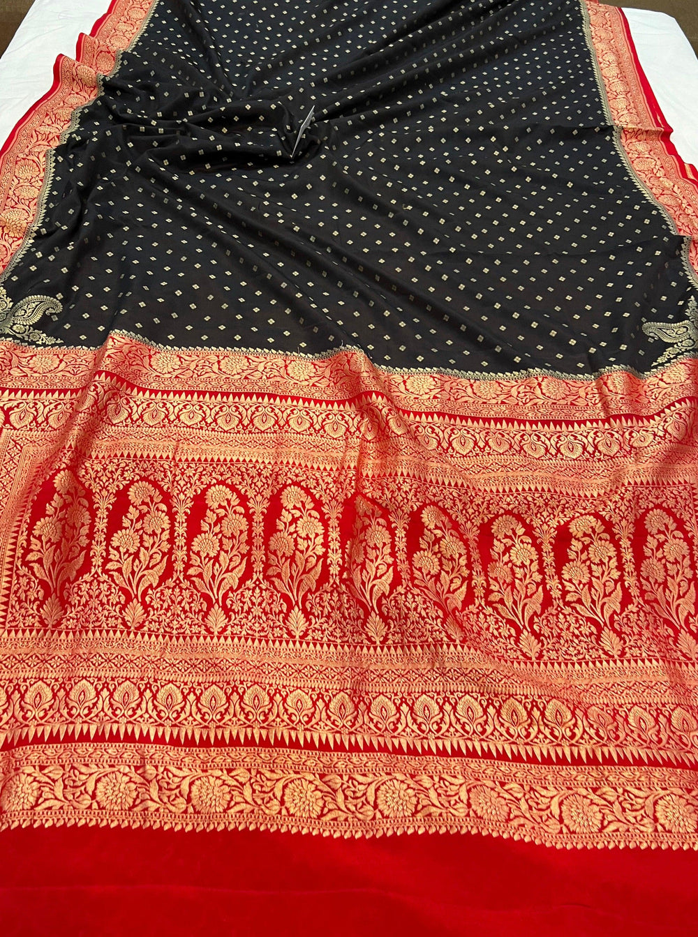 Black Pure Banarasi Khaddi Crepe Silk Saree - Aura Benaras