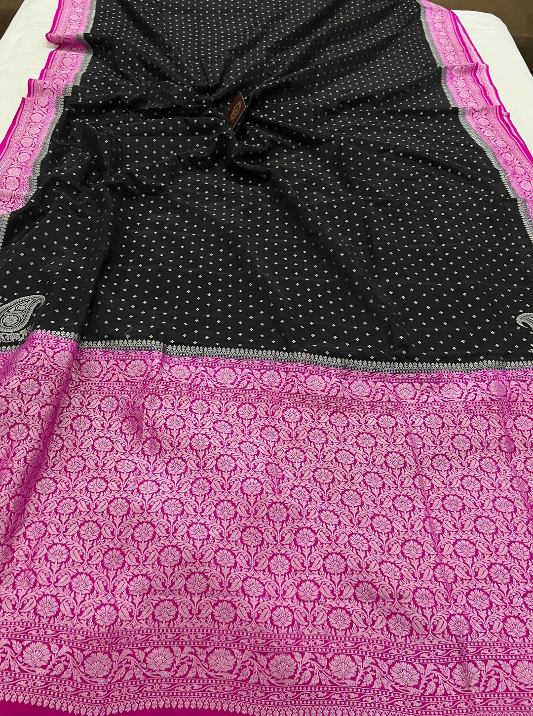 Black Pure Banarasi Khaddi Crepe Silk Saree - Aura Benaras