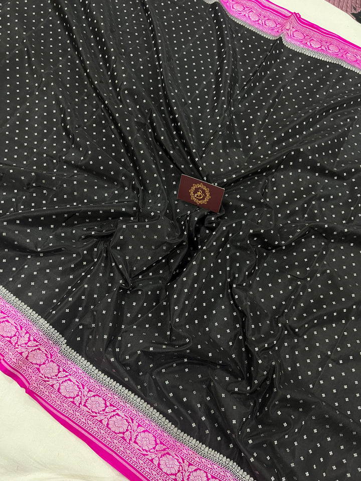 Black Pure Banarasi Khaddi Crepe Silk Saree - Aura Benaras