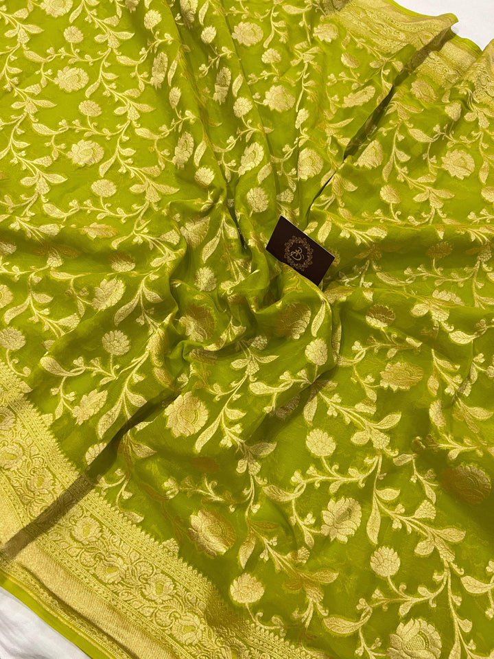 Mehendi Green Banarasi Handloom Pure Khaddi Georgette Saree - Aura Benaras