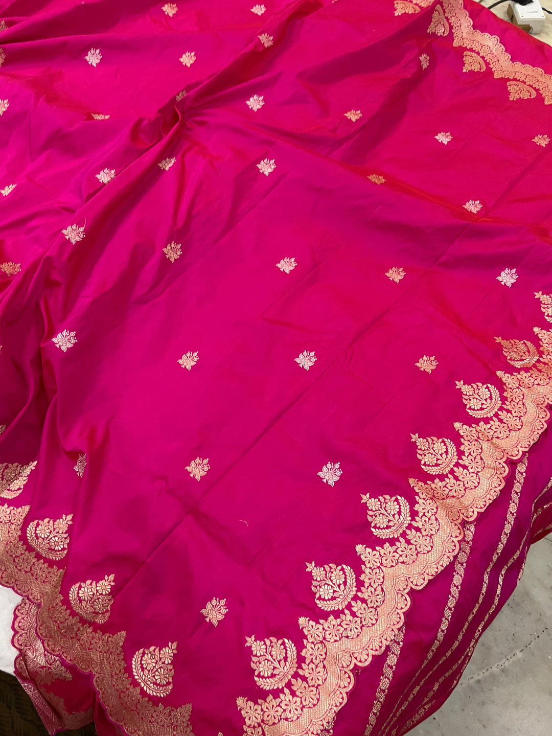Rani Pink Pure Banarasi Handloom Katan Silk Saree - Aura Benaras