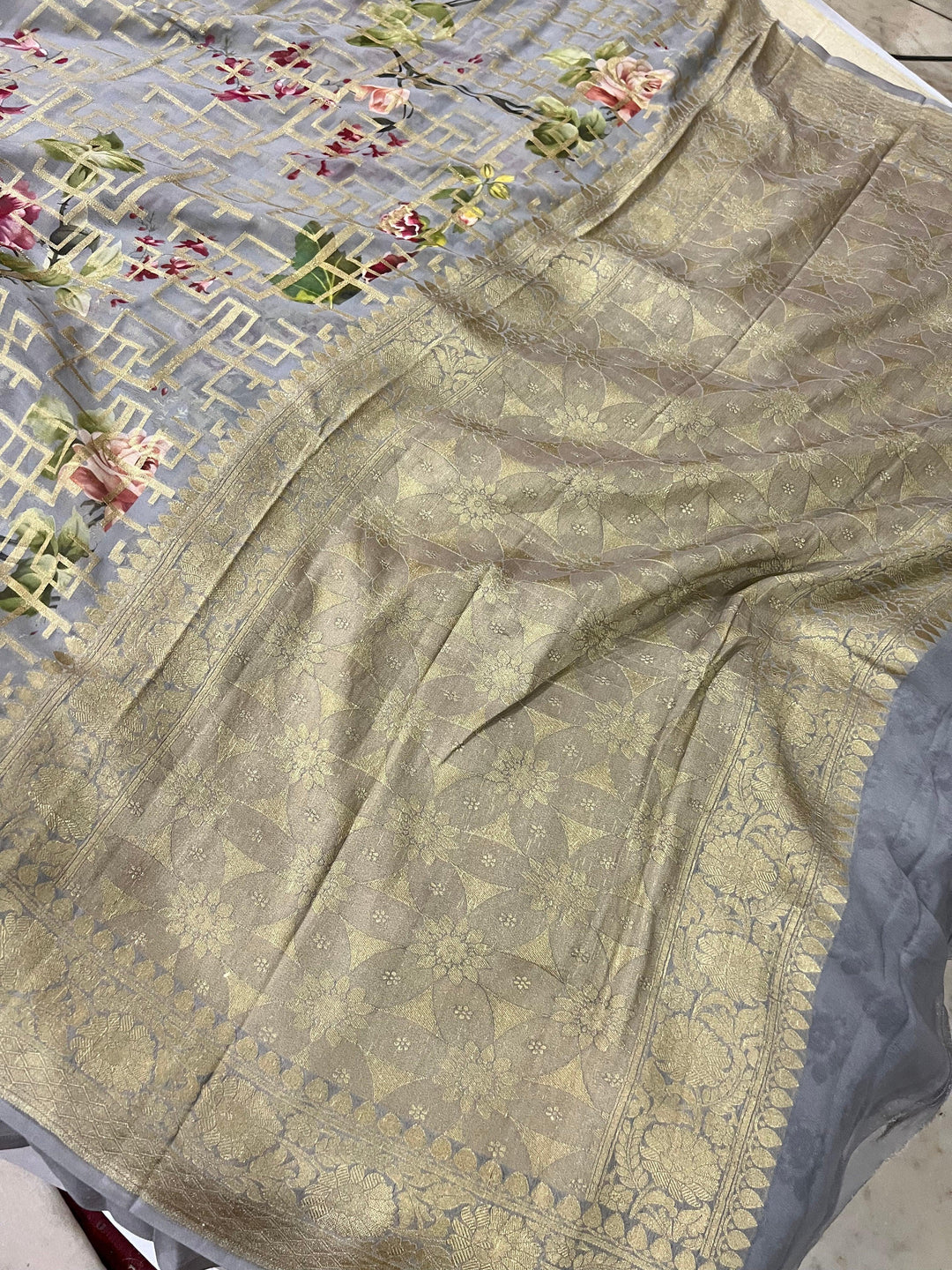 Grey Banarasi Handloom Pure Georgette Saree - Aura Benaras