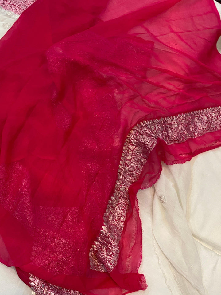 Off White Khaddi Chiffon Banarasi Handloom Saree - Aura Benaras