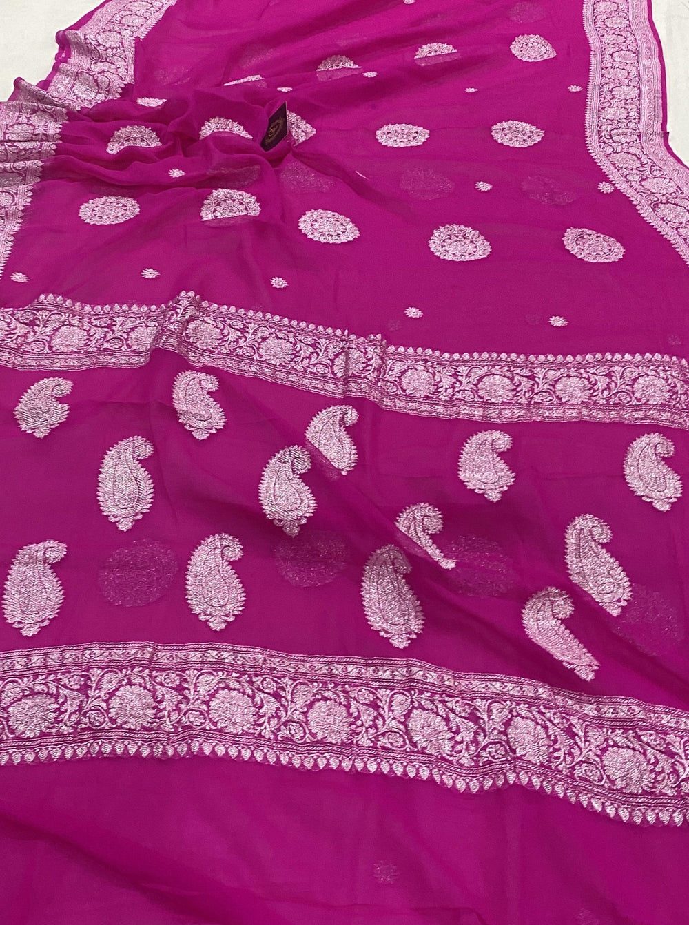 Hot Pink Banarasi Handloom Pure Chiffon Georgette Saree - Aura Benaras