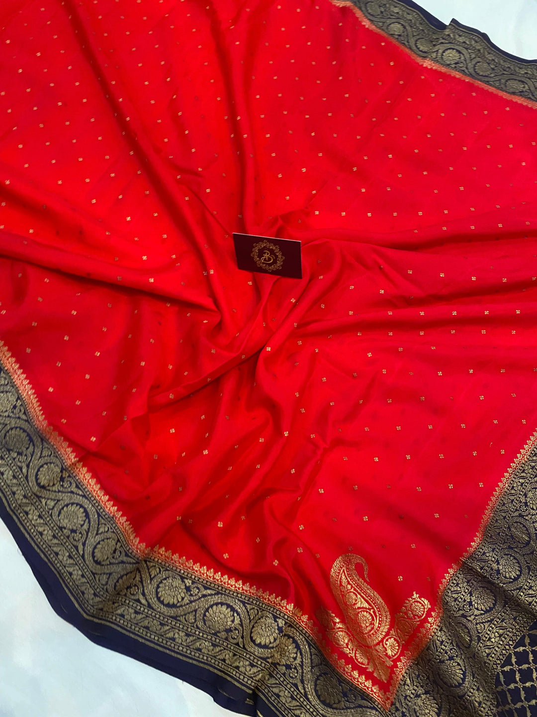 Red Pure Banarasi Khaddi Crepe Silk Saree - Aura Benaras