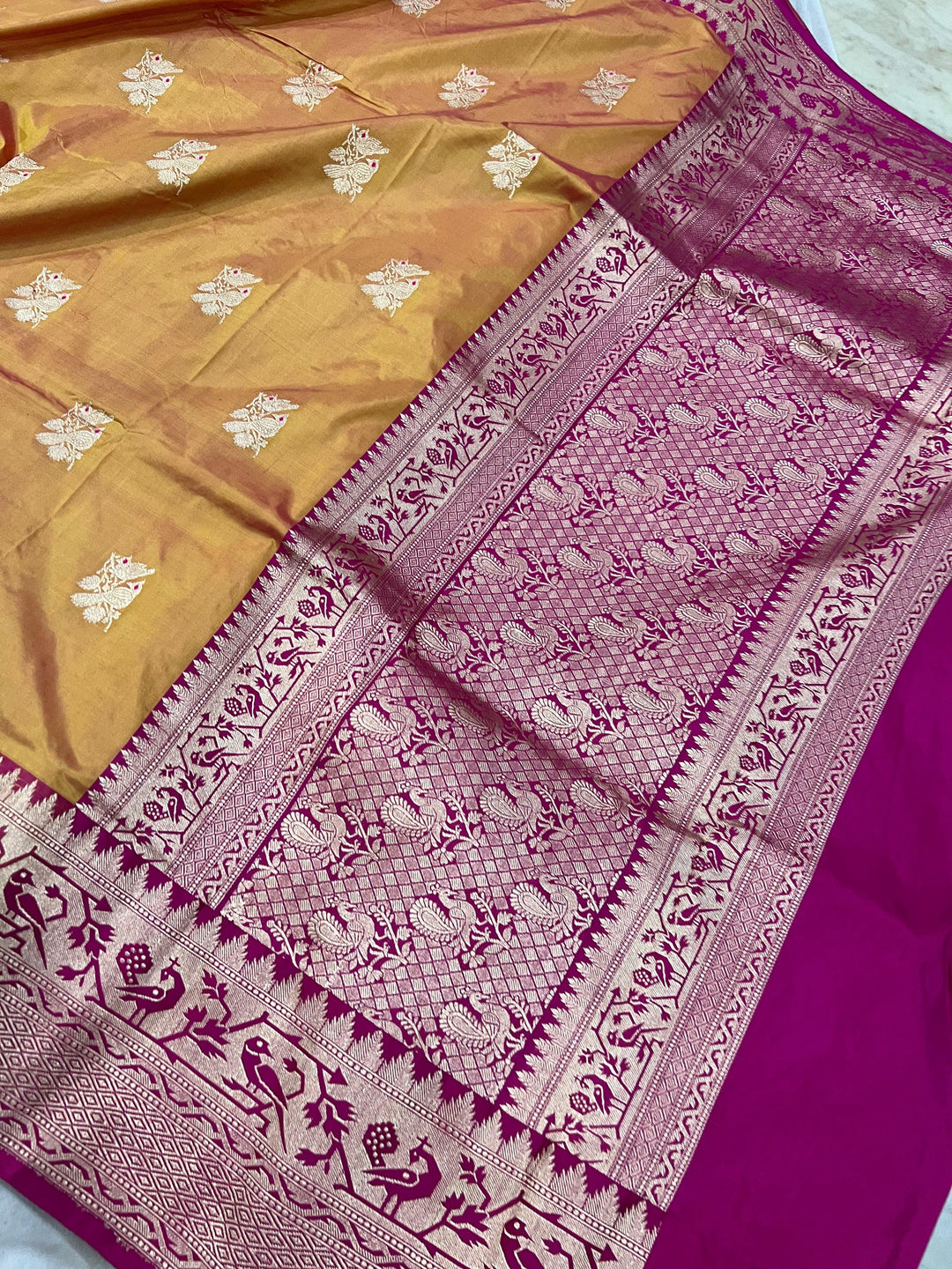 Yellowish Golden Pure Banarasi Handloom Katan Silk Saree - Aura Benaras