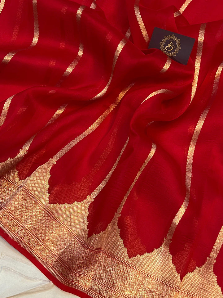 Red Banarasi Handloom Kora Silk Saree - Aura Benaras