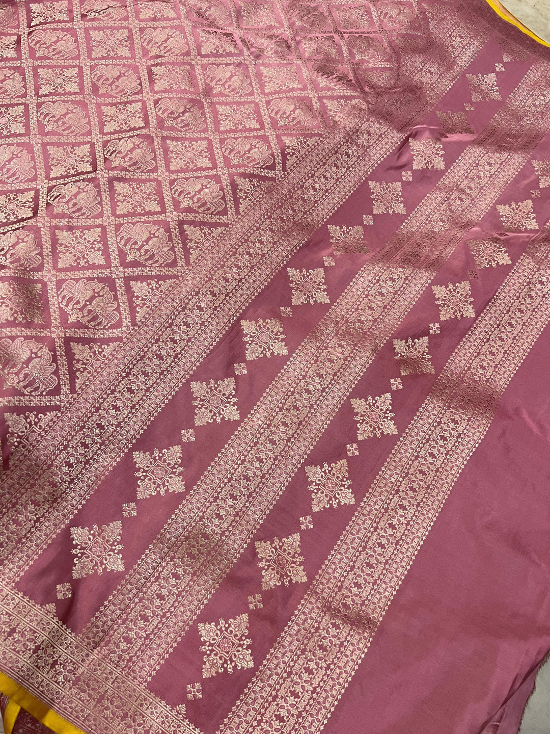 Pastel Pink Pure Banarasi Handloom Katan Silk Saree - Aura Benaras