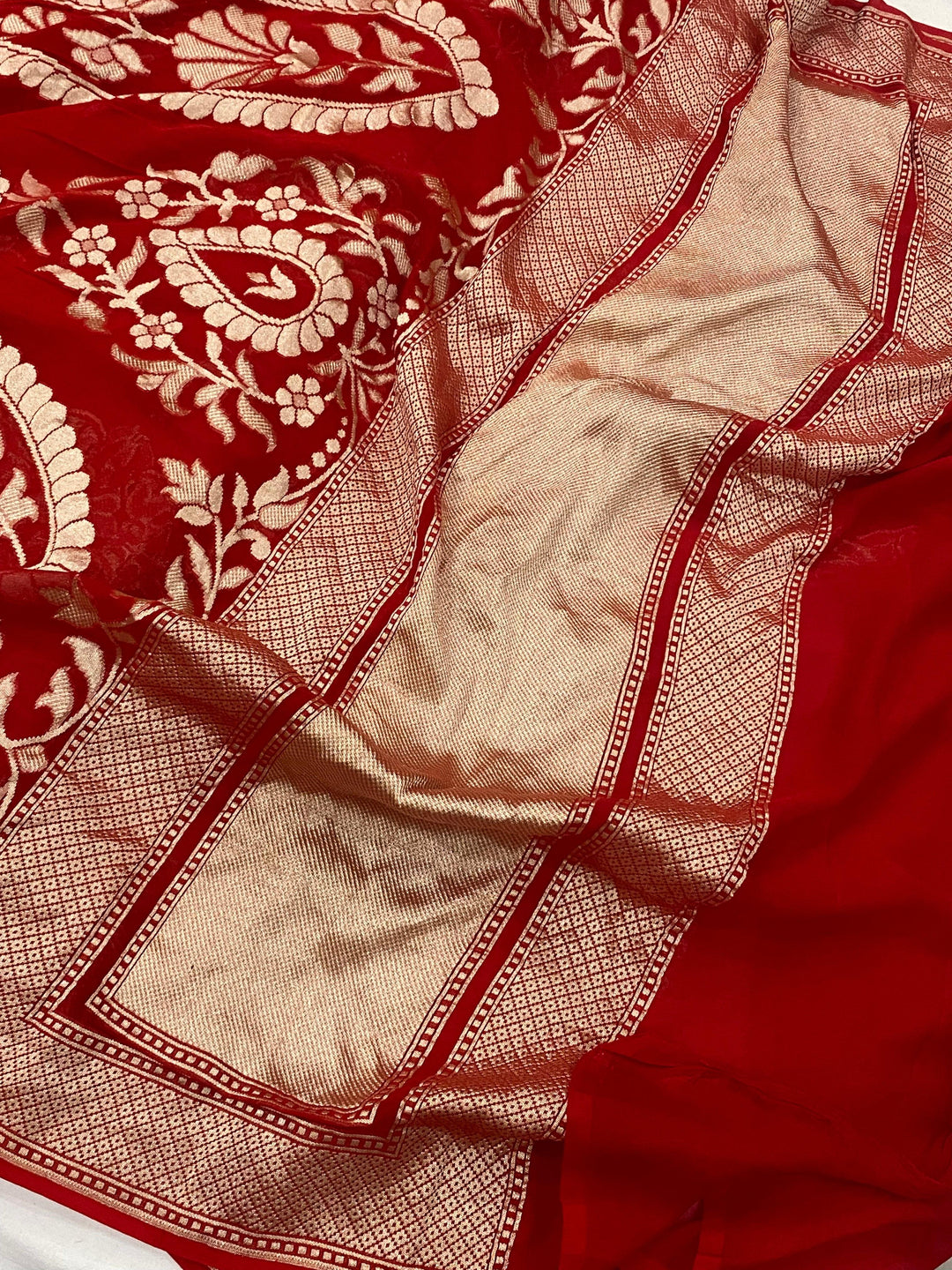 Red Pure Banarasi Khaddi Georgette Saree - Aura Benaras
