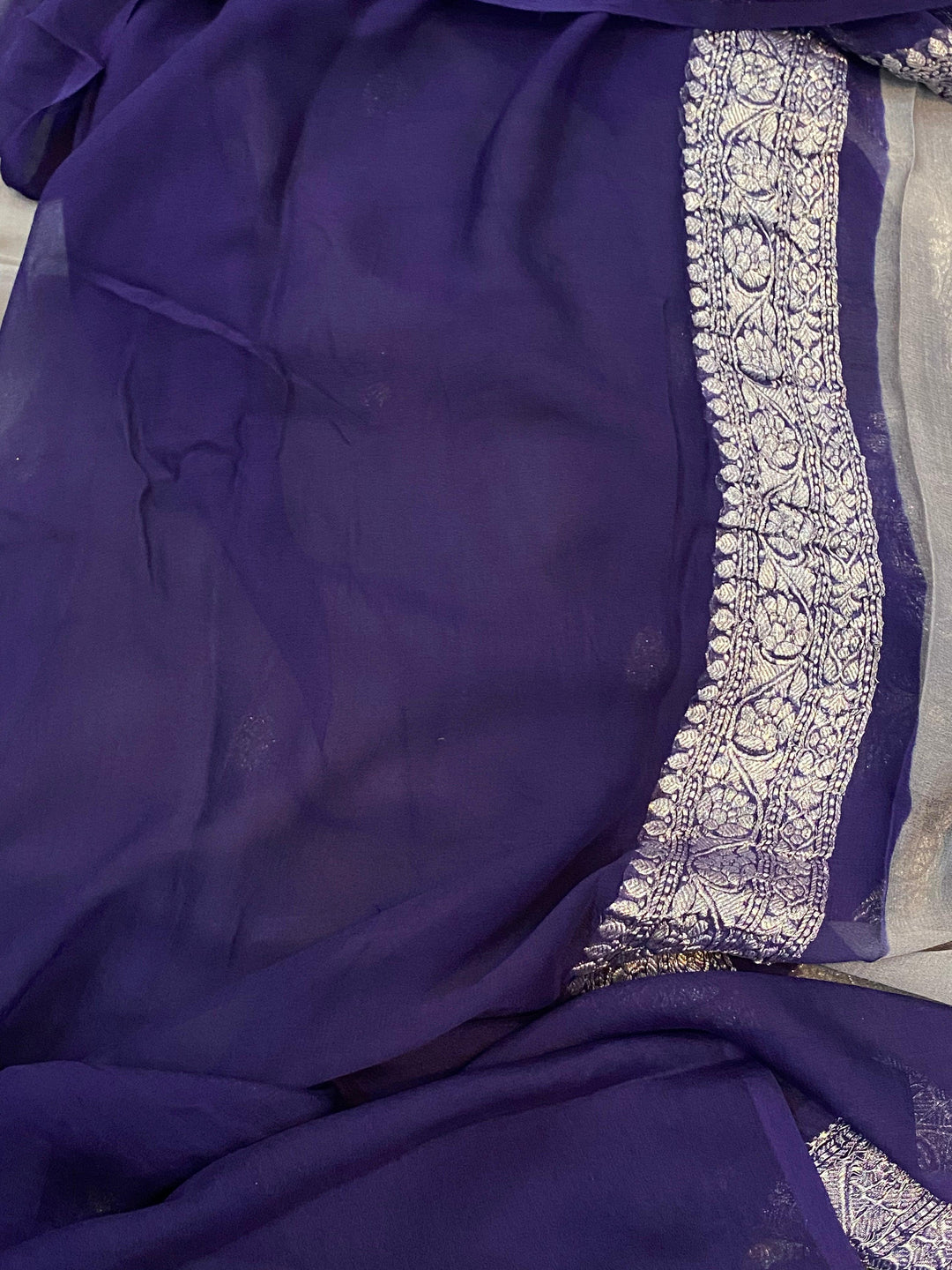 Grey Khaddi Chiffon Banarasi Handloom Saree - Aura Benaras