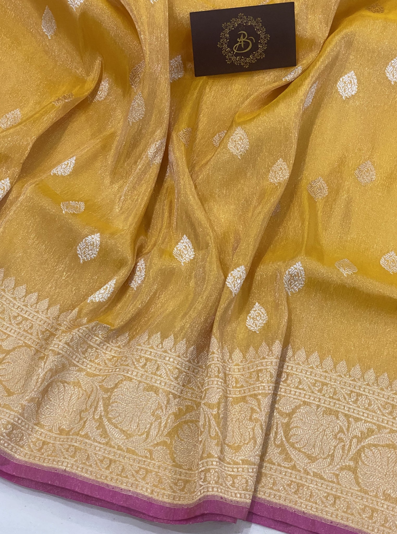 You can check out the amazing collection of Banarasi Tissue Embroidery Silk  Saree from online store Graameen.in | Buy now and Add a touch of grace or a  bit of bohemian style