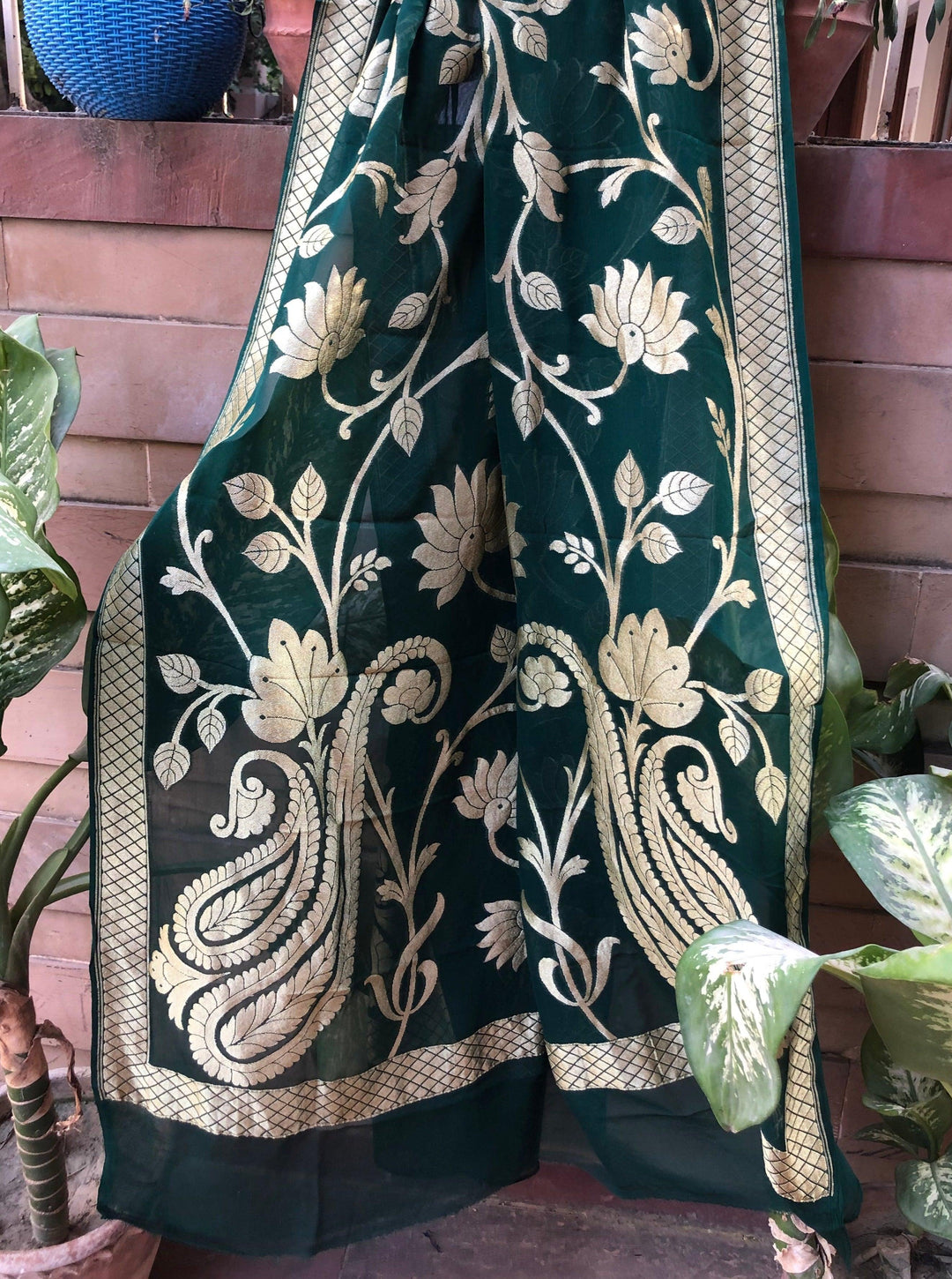 Bottle Green Pure Banarasi Handloom Georgette Dupatta - Aura Benaras