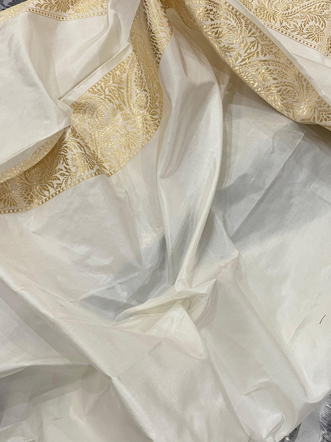 Grey Pure Banarasi Handloom Katan Silk Saree - Aura Benaras