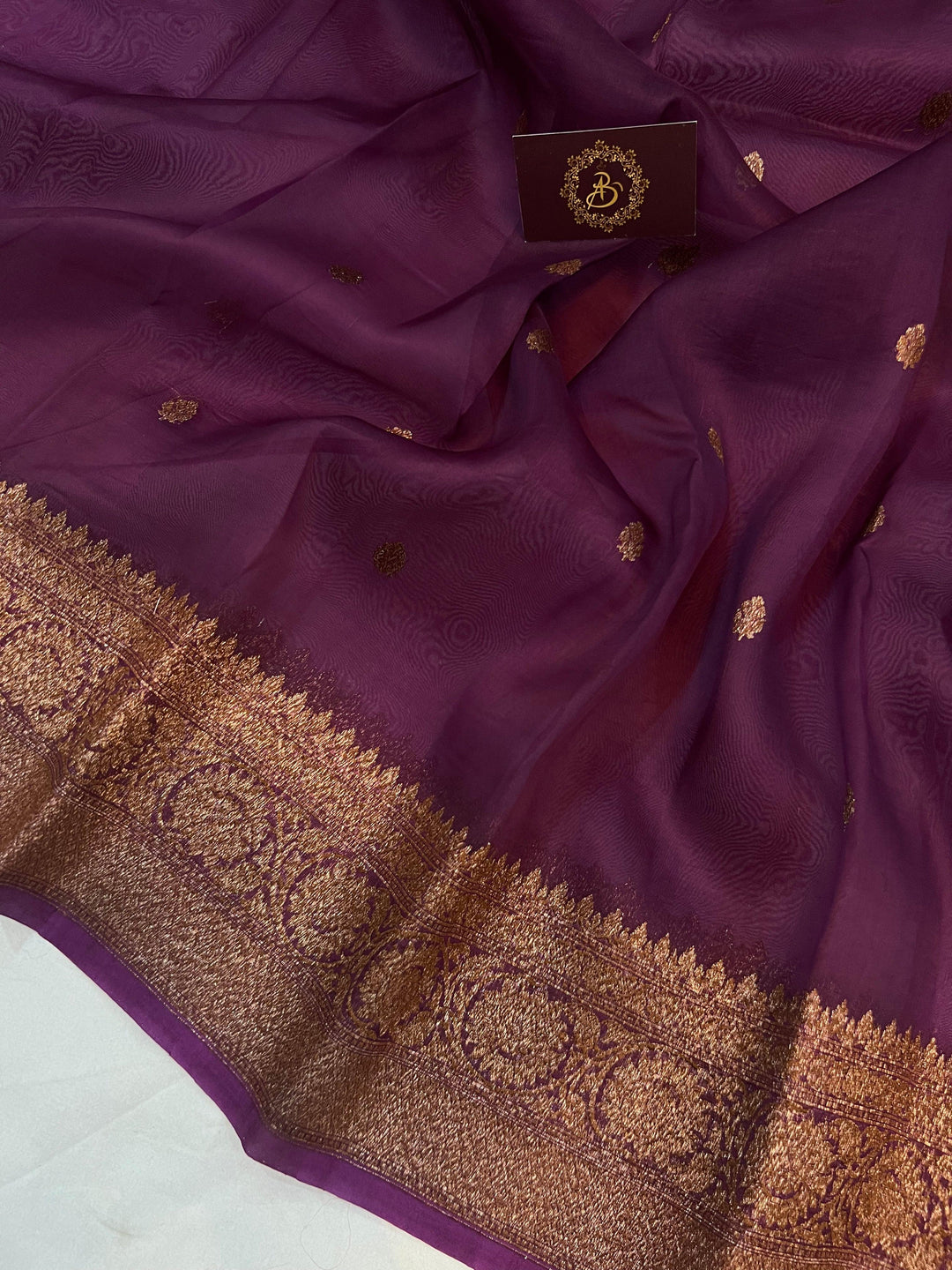 Wine Banarasi Handloom Kora Silk Saree - Aura Benaras