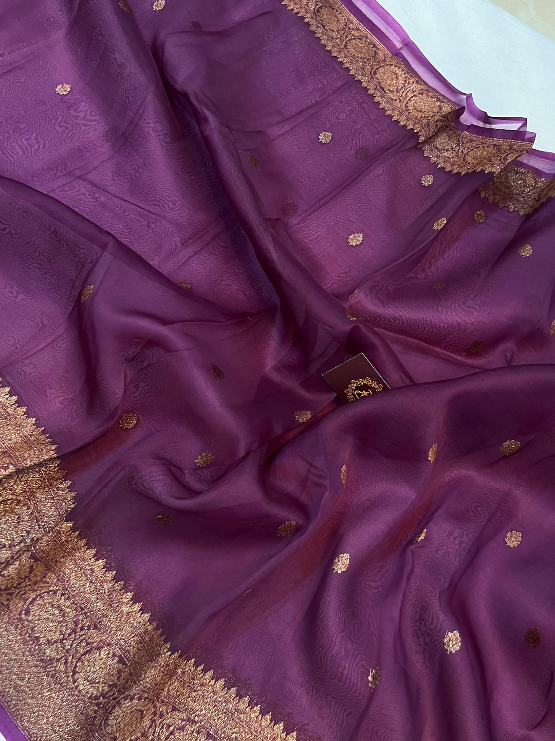 Wine Banarasi Handloom Kora Silk Saree - Aura Benaras