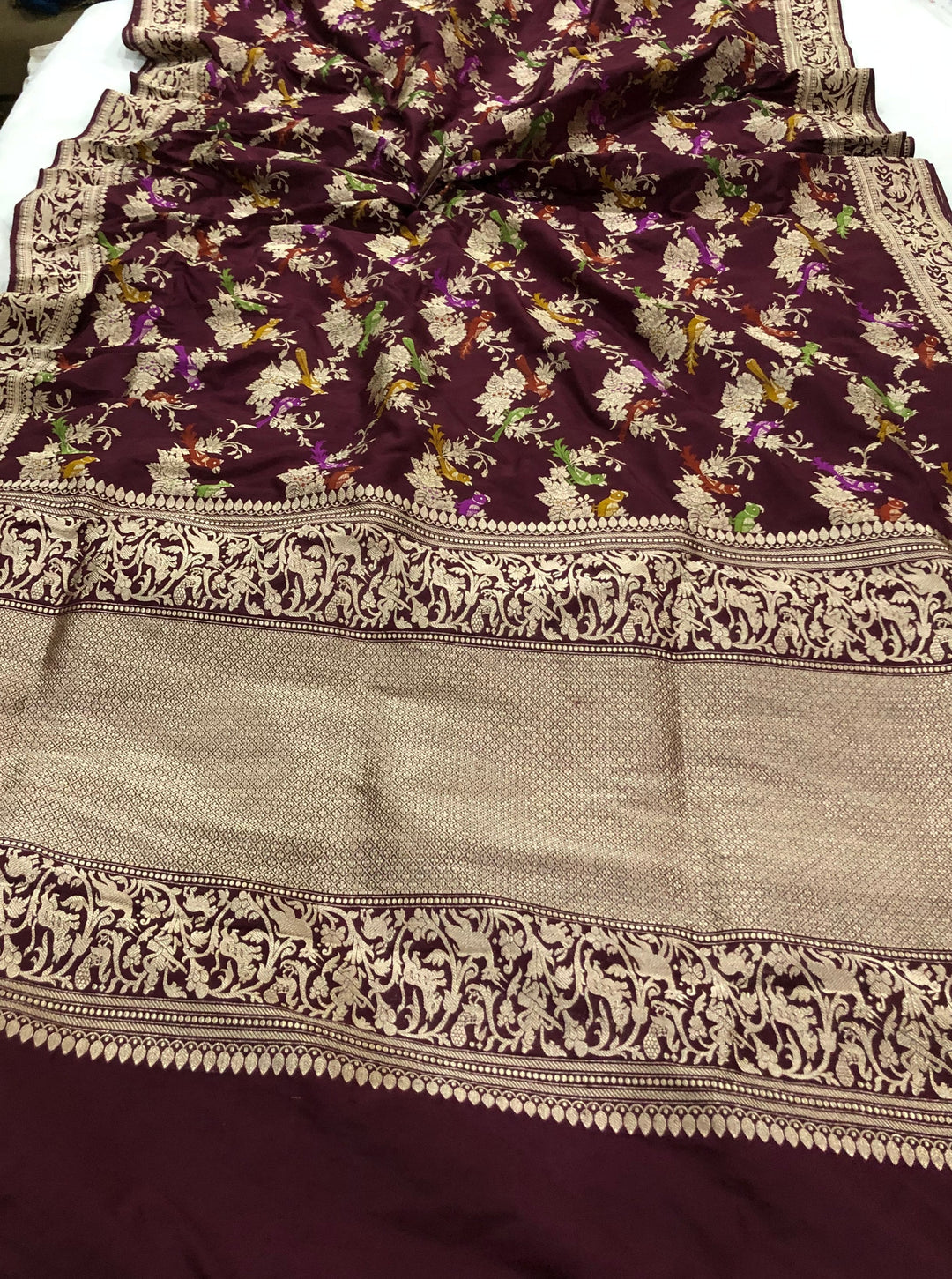 Deep Maroon Kadwa Jaal Pure Banarasi Handloom Katan Silk Saree - Aura Benaras