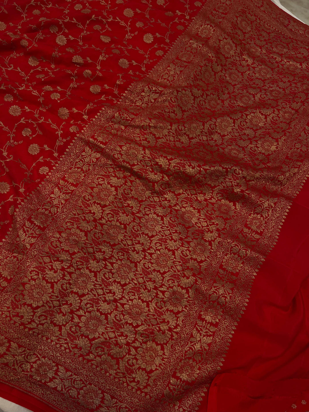Red Pure Banarasi Khaddi Crepe Silk Saree - Aura Benaras
