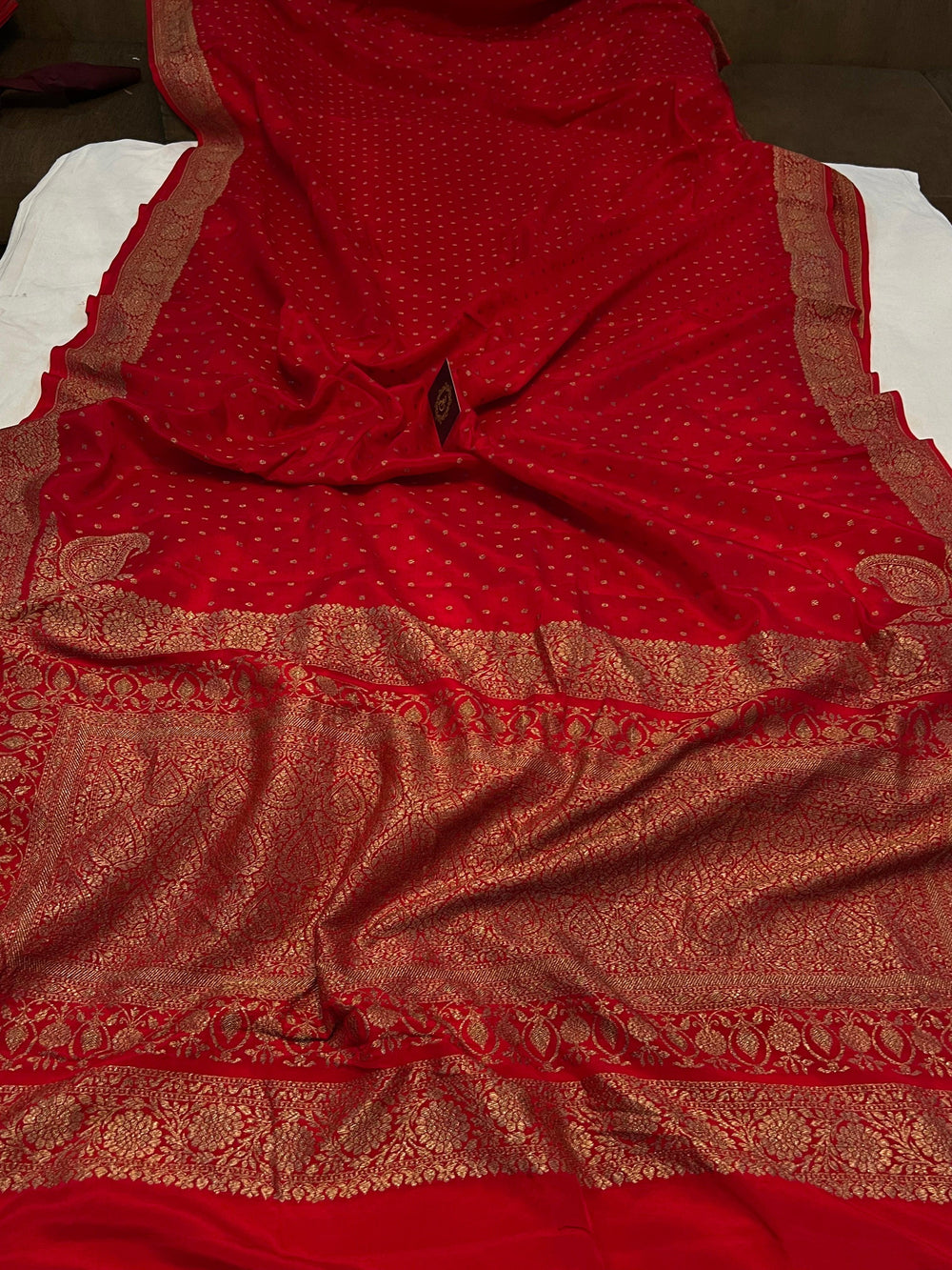 Red Pure Banarasi Khaddi Crepe Silk Saree - Aura Benaras