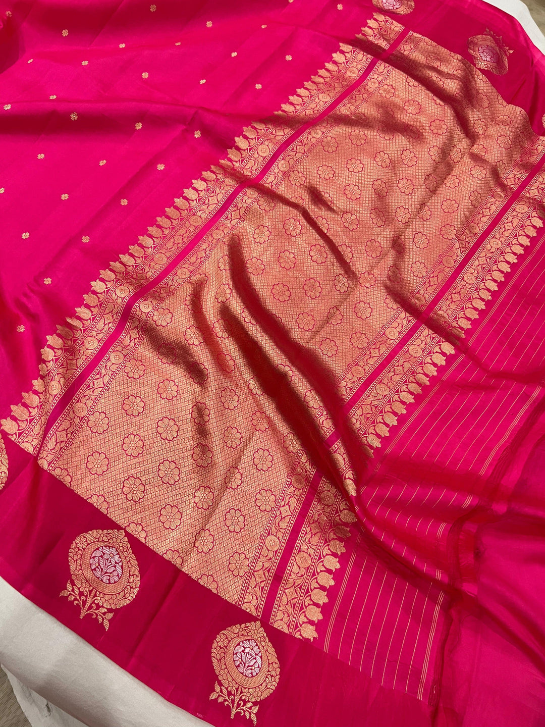 Orangish Pink Pure Banarasi Handloom Silk Saree - Aura Benaras
