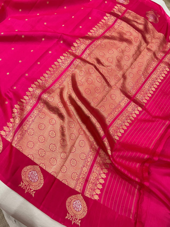 Orangish Pink Pure Banarasi Handloom Silk Saree - Aura Benaras