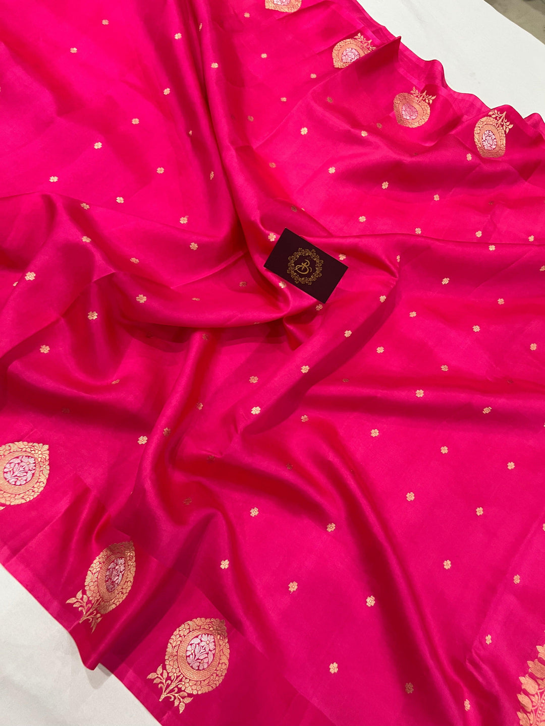 Orangish Pink Pure Banarasi Handloom Silk Saree - Aura Benaras