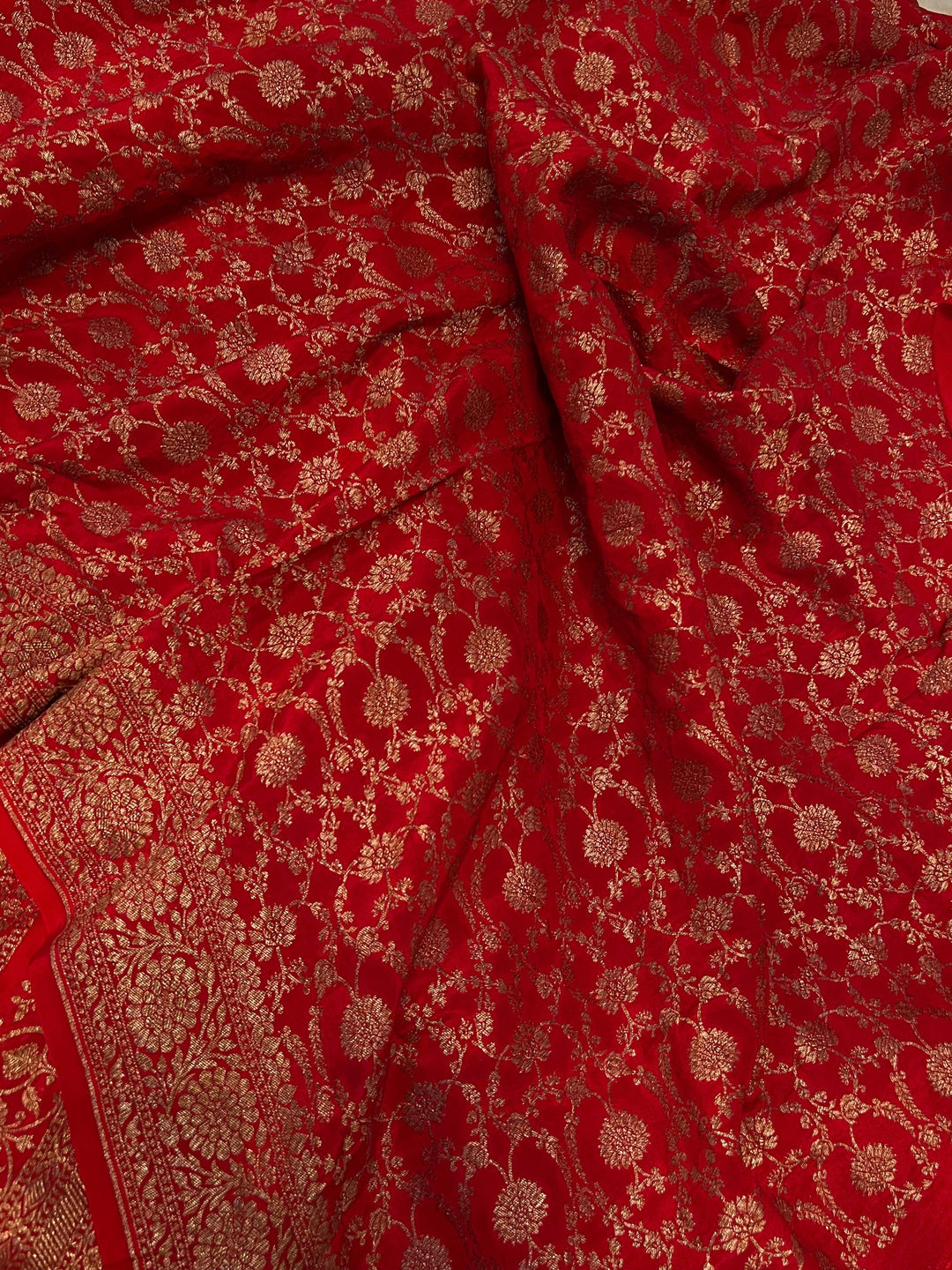 Red Pure Banarasi Khaddi Crepe Silk Saree - Aura Benaras