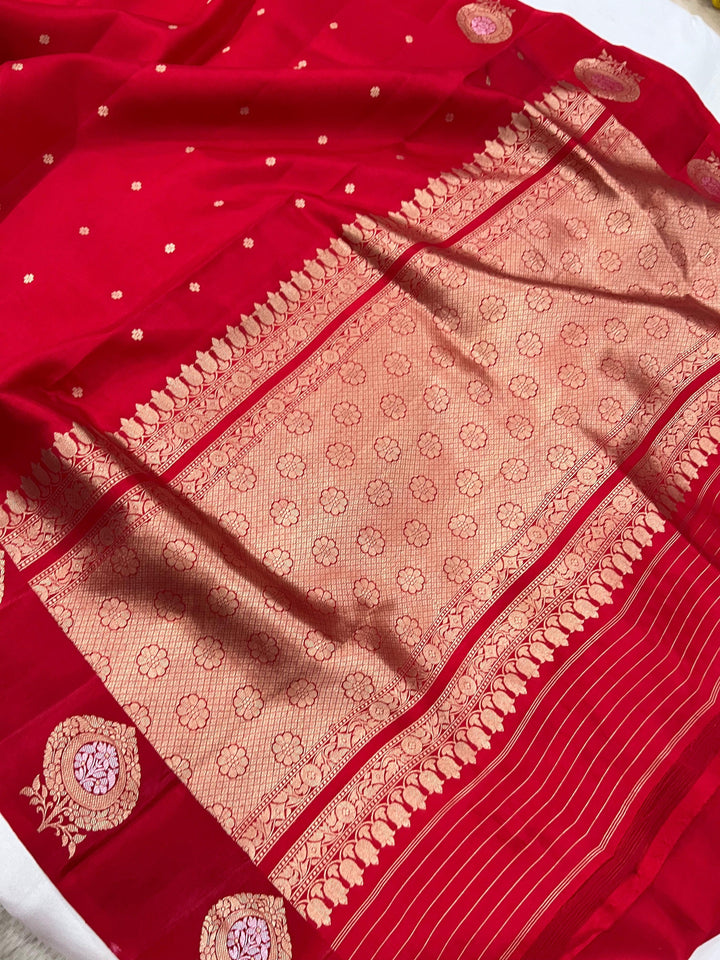 Red Pure Banarasi Handloom Silk Saree - Aura Benaras
