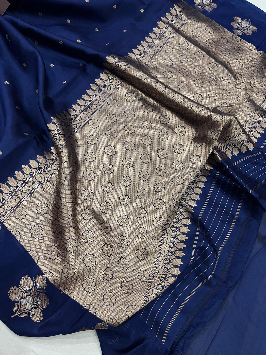 Navy Blue Pure Banarasi Handloom Silk Saree - Aura Benaras