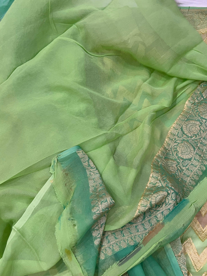Green Rangkaat Pure Banarasi Khaddi Georgette Saree - Aura Benaras