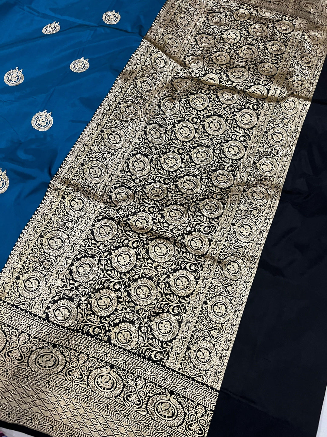 Teal Pure Banarasi Handloom Katan Silk Saree - Aura Benaras