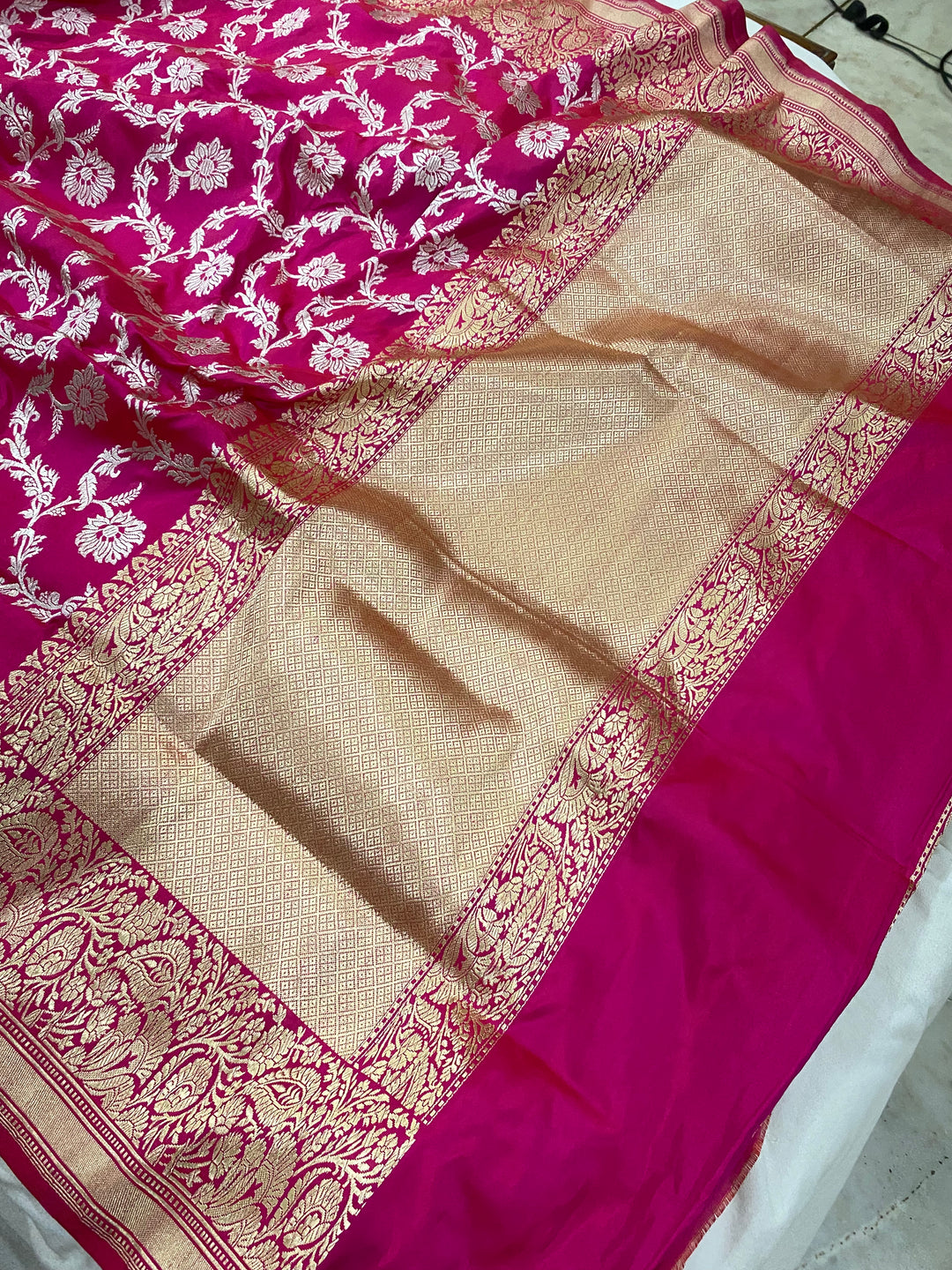 Hot Pink Jaal Pure Banarasi Handlloom Katan Silk Saree - Aura Benaras