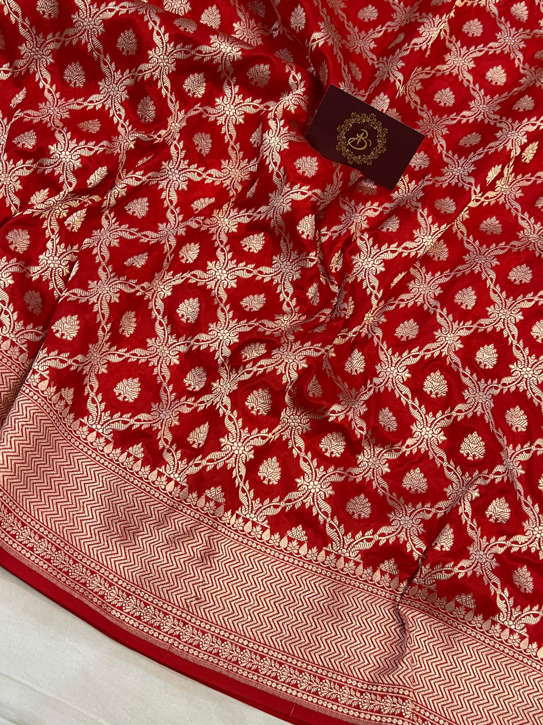 Red Pure Banarasi Handloom Katan Silk Saree - Aura Benaras