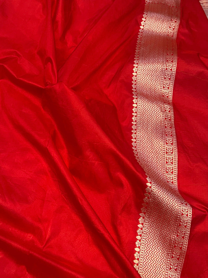 Red Pure Banarasi Handloom Katan Silk Saree - Aura Benaras