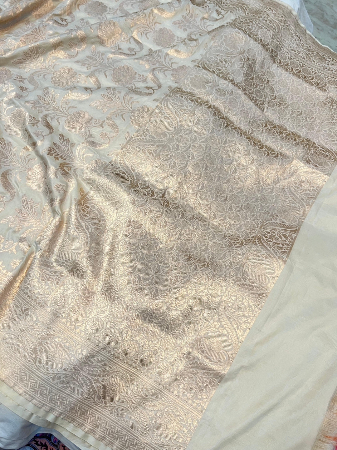 Cream Pure Banarasi Handloom Katan Silk Saree - Aura Benaras