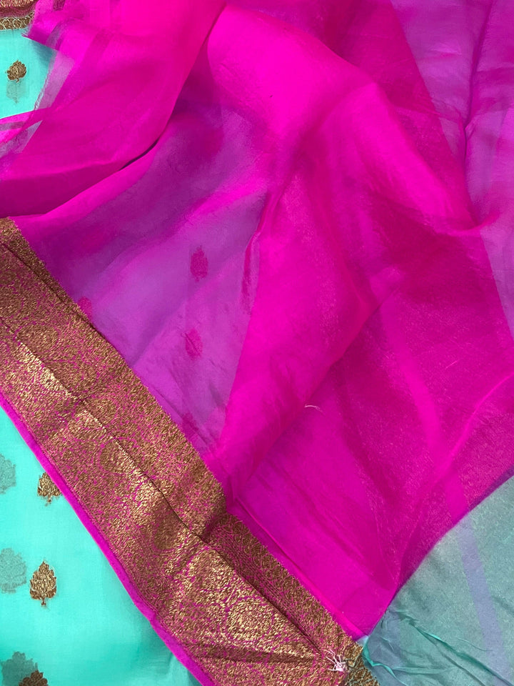 Sea Green Banarasi Handloom Kora Silk Saree - Aura Benaras