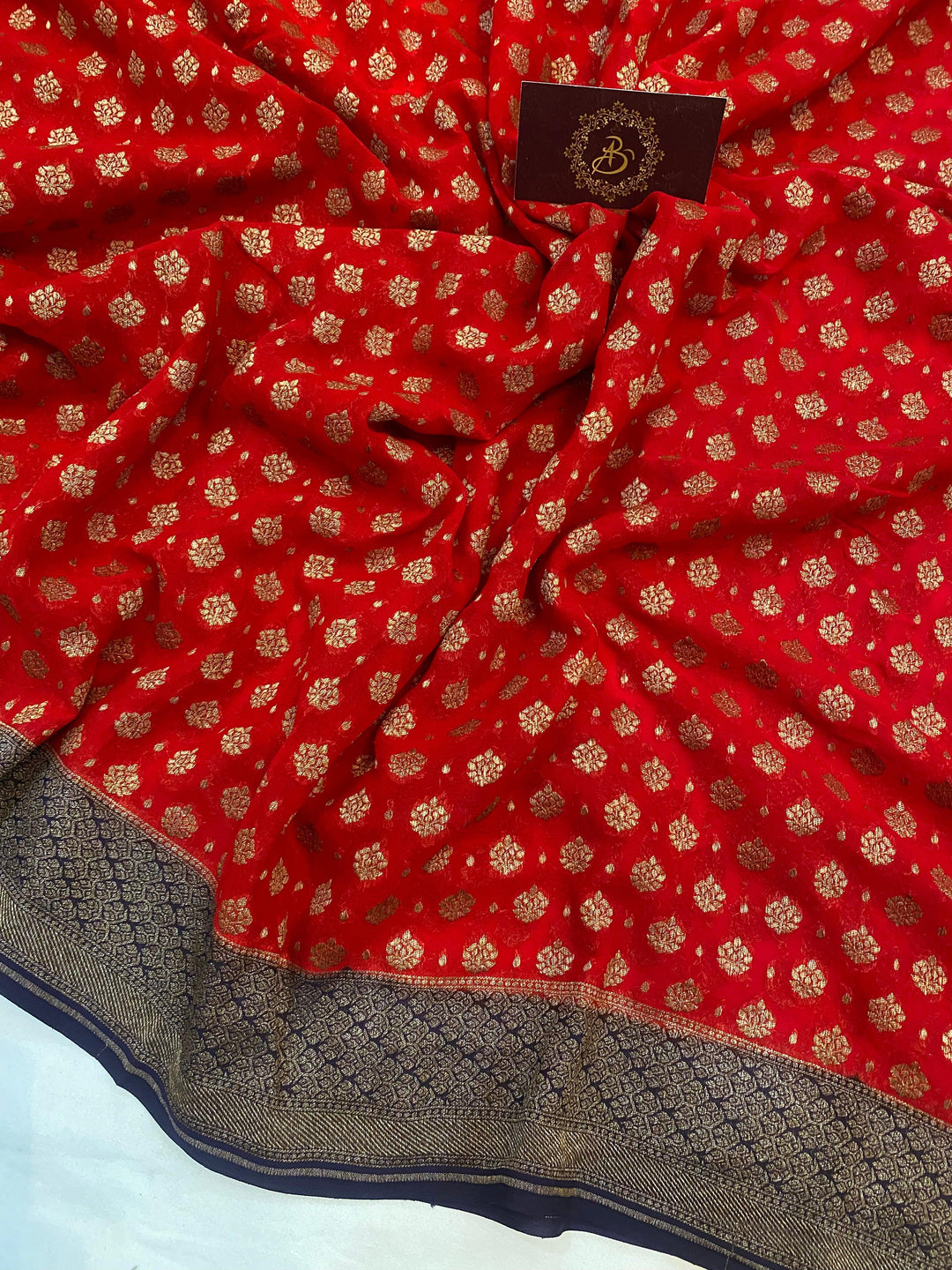 Red Banarasi Khaddi Georgette Saree - Aura Benaras