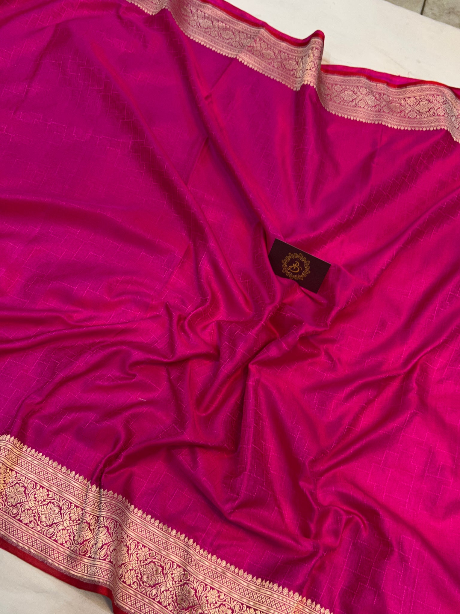 Magenta Purple color saree in Pure Satin Silk fabric With Bandhani and  Ajrakh Printed Pallu | Kishori