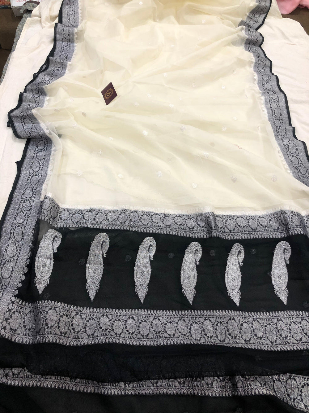 Off White Khaddi Chiffon Banarasi Handloom Saree - Aura Benaras