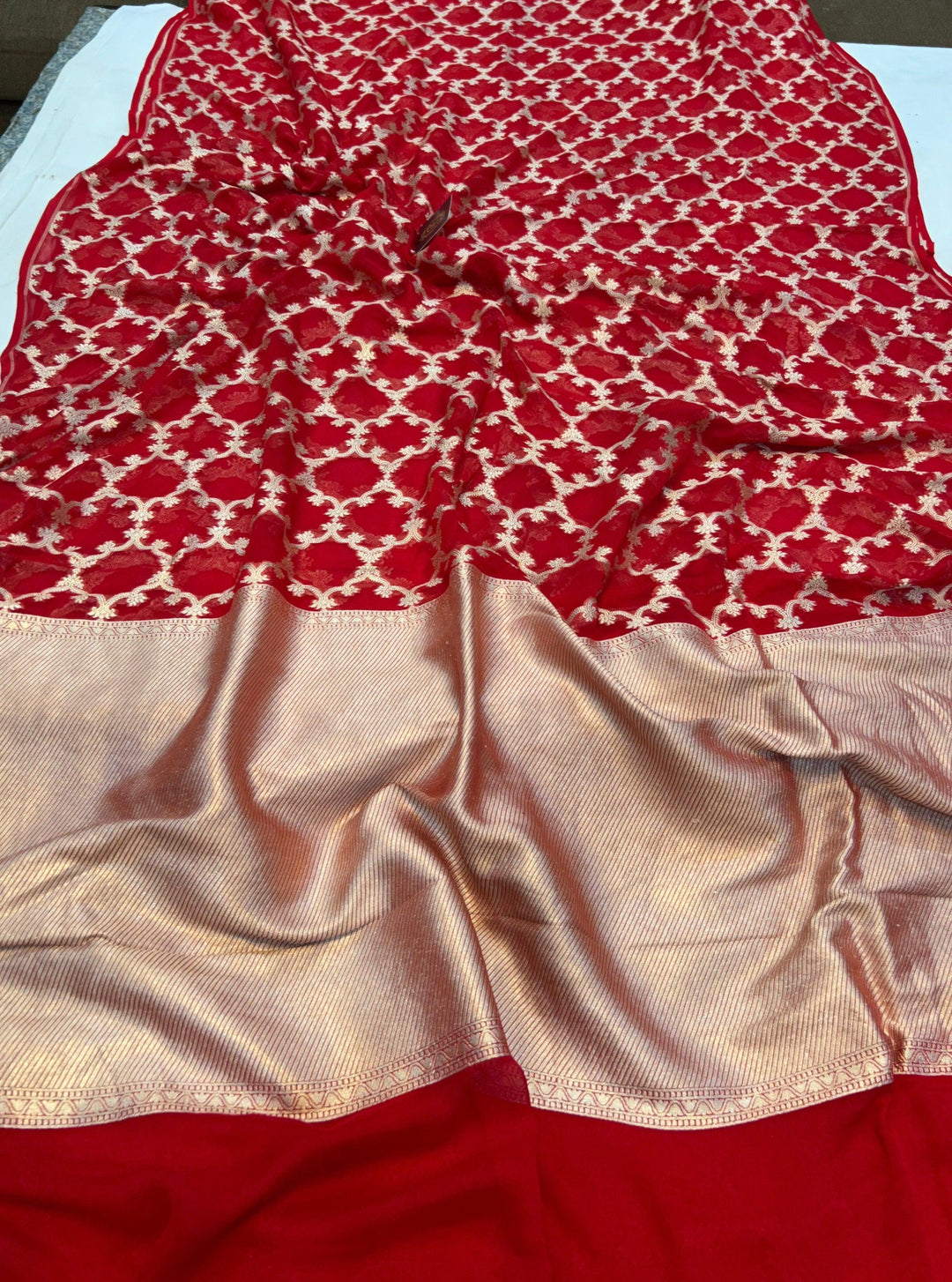 Red Pure Banarasi Khaddi Georgette Saree - Aura Benaras