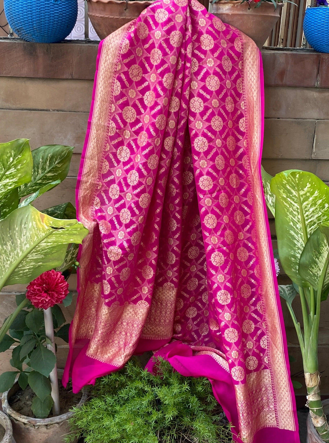 Pink Pure Banarasi Handloom Georgette Dupatta - Aura Benaras